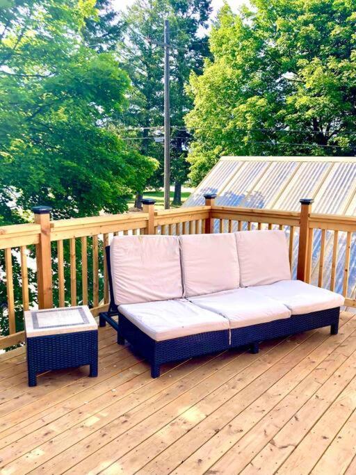 Victorian Guest Getaway-20Mins To Glacier National Park-10Mins To Airport! Кълъмбия Фолс Екстериор снимка